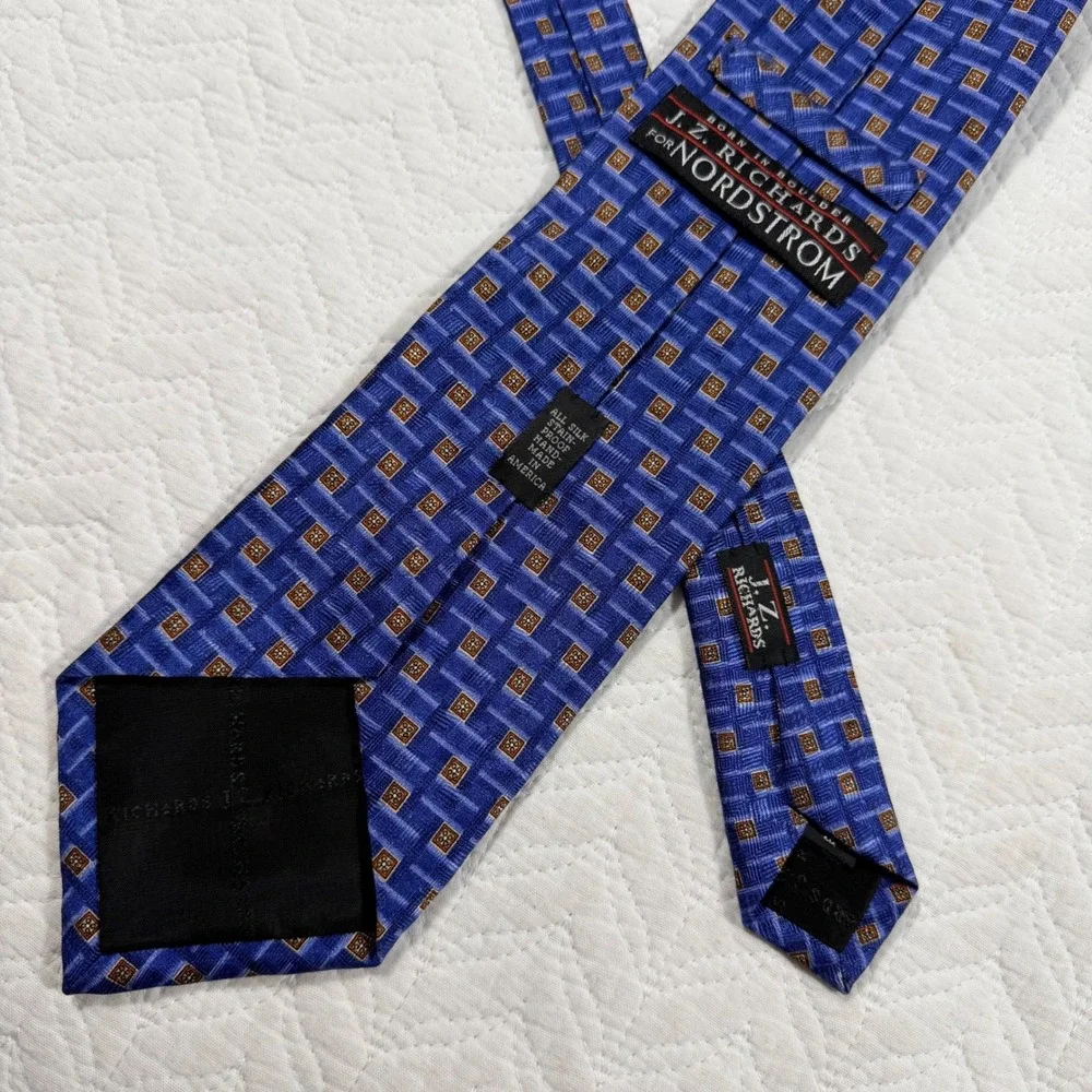 JZ Richards For Nordstrom 100% Silk‎ Tie Blue Geometric Pattern Men's Necktie